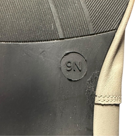 ARRAY Haircalf Metallic Speckle Square Toe Loafers Flats Size 9N, neutral, chic - Picture 10 of 10